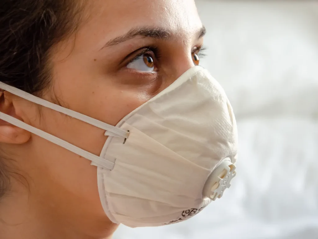 Protective face mask design