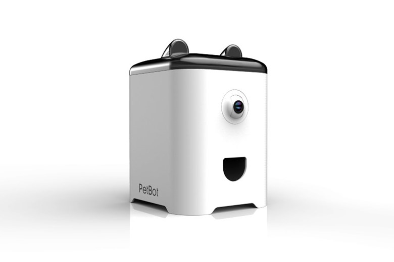 Hardware product development company, Mako Design's client PetBot.