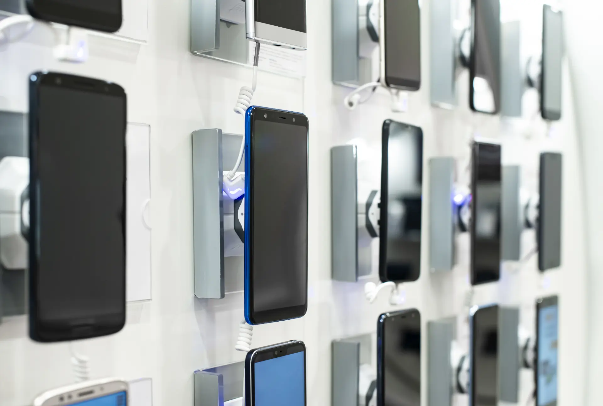 How Inventors Build Successful Businesses: Customer Segments 1 Phone Retail
